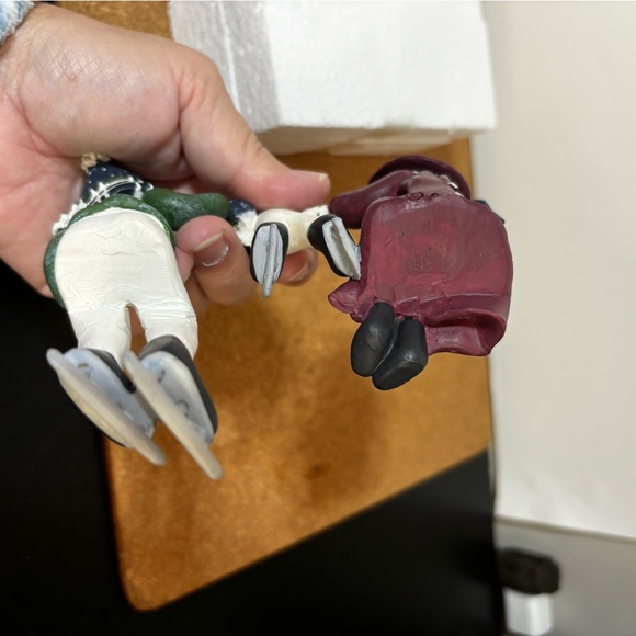 5/$25
Skating Snow Family Shelf Sitter 1pc Resin/Ceramic 5x5” NIB Christmas - Picture 9 of 9